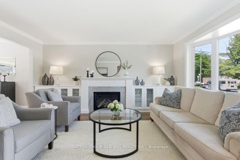 Photo 4 at 78 Ballacaine Drive, Queensway, Toronto