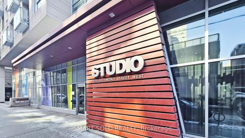 Photo 2 at 1407 - 199 Richmond Street W, Waterfront Communities C1, Toronto