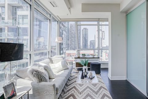 Photo 10 at 1407 - 199 Richmond Street W, Waterfront Communities C1, Toronto