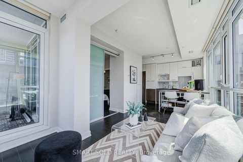 Photo 12 at 1407 - 199 Richmond Street W, Waterfront Communities C1, Toronto
