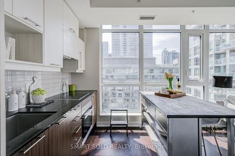 Photo 15 at 1407 - 199 Richmond Street W, Waterfront Communities C1, Toronto