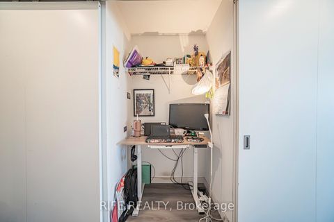 Photo 3 at 2204 - 197 Yonge Street, Yonge Corridor, Toronto