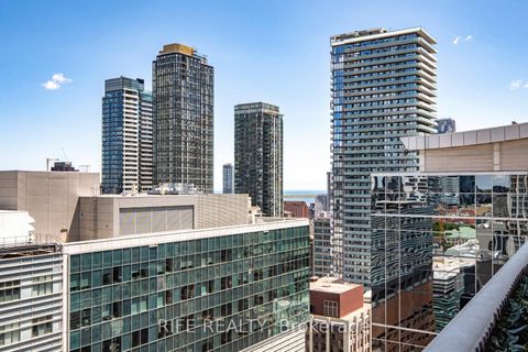 Photo 14 at 2204 - 197 Yonge Street, Yonge Corridor, Toronto