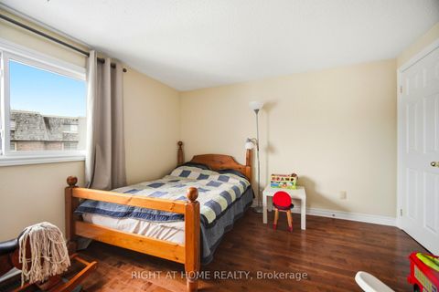 Photo 29 at 94 Dutch Myrtle Way, Don Mills, Toronto