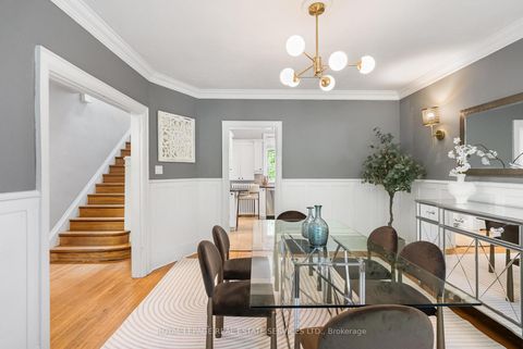 Photo 11 at 202 Dinnick Crescent, Lawrence Park South, Toronto