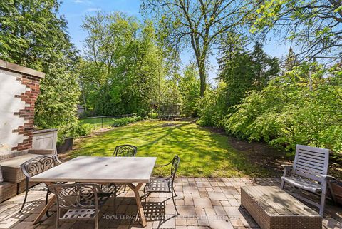 Photo 39 at 202 Dinnick Crescent, Lawrence Park South, Toronto