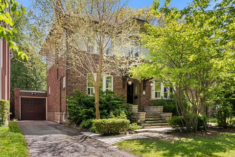 Photo 40 at 202 Dinnick Crescent, Lawrence Park South, Toronto