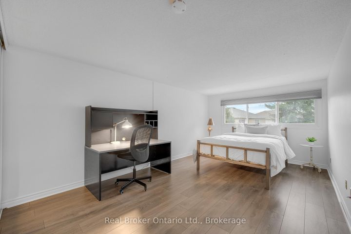 Photo 31 at 6366 Miller's Grove, Meadowvale, Mississauga