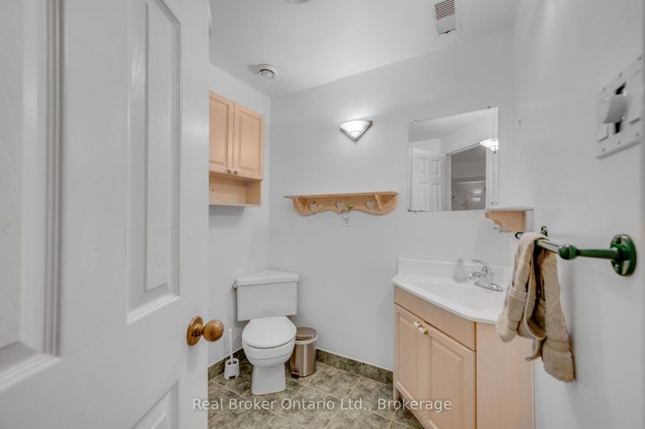 Photo 39 at 6366 Miller's Grove, Meadowvale, Mississauga