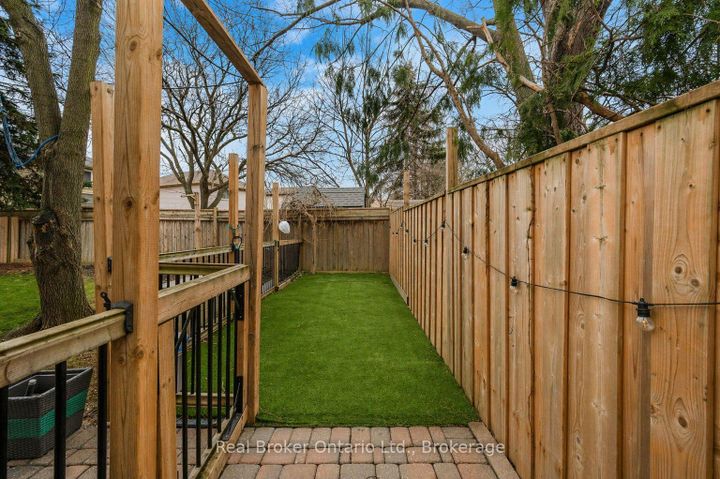 Photo 41 at 6366 Miller's Grove, Meadowvale, Mississauga