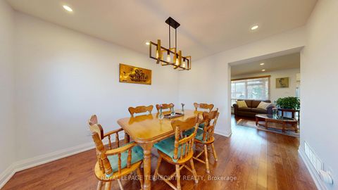 Photo 6 at 68 Phalen Crescent, Milliken, Toronto