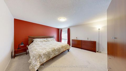 Photo 10 at 68 Phalen Crescent, Milliken, Toronto