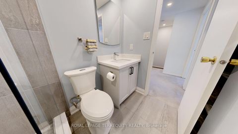 Photo 13 at 68 Phalen Crescent, Milliken, Toronto