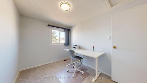 Photo 16 at 68 Phalen Crescent, Milliken, Toronto
