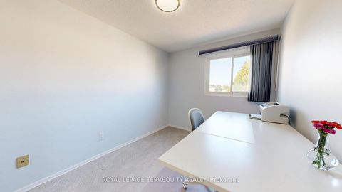 Photo 17 at 68 Phalen Crescent, Milliken, Toronto