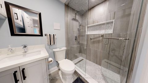 Photo 24 at 68 Phalen Crescent, Milliken, Toronto