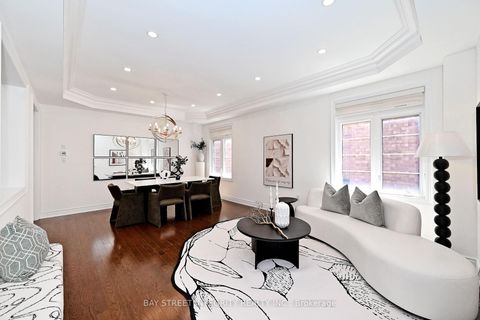 Photo 4 at 71 Allison Ann Way, Patterson, Vaughan