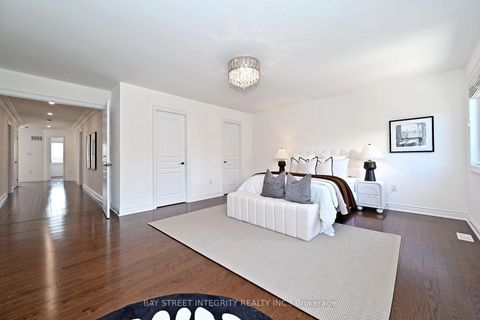 Photo 26 at 71 Allison Ann Way, Patterson, Vaughan