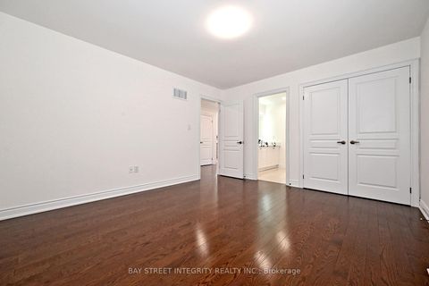 Photo 38 at 71 Allison Ann Way, Patterson, Vaughan