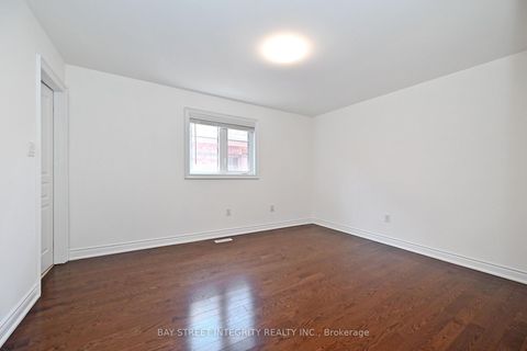 Photo 39 at 71 Allison Ann Way, Patterson, Vaughan