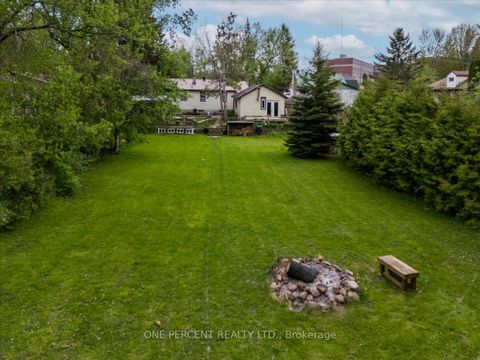 Photo 10 at 224 Foster Drive, Painswick North, Barrie