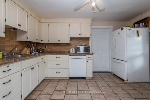 Photo 33 at 224 Foster Drive, Painswick North, Barrie