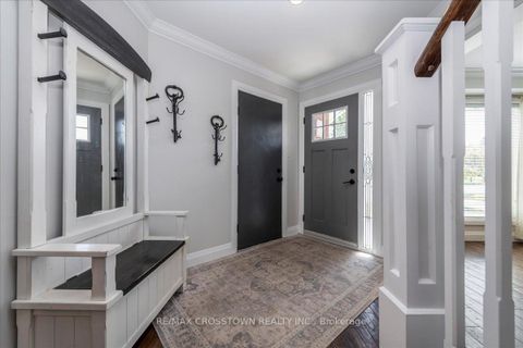Photo 3 at 92 Golden Meadow Road, Bayshore, Barrie