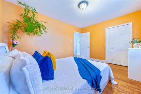 Photo 19 at 118 Brimorton Drive, Bendale, Toronto