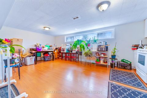 Photo 25 at 118 Brimorton Drive, Bendale, Toronto