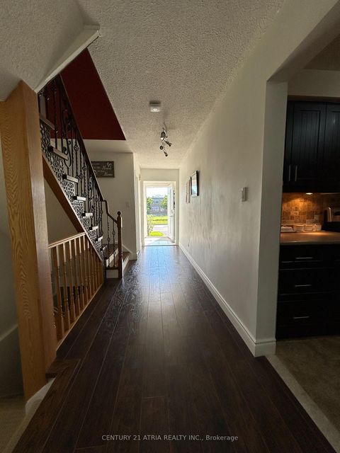 Photo 11 at 87 Avenue Road, North Richvale, Richmond Hill