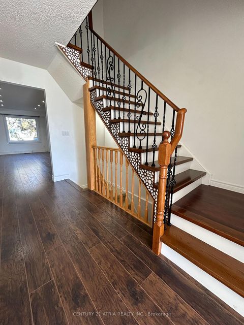 Photo 13 at 87 Avenue Road, North Richvale, Richmond Hill