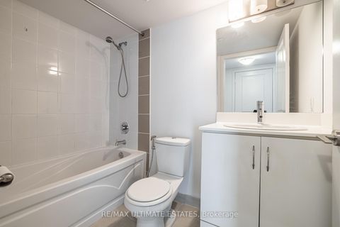 Photo 2 at 711 - 5168 Yonge Street, Willowdale West, Toronto