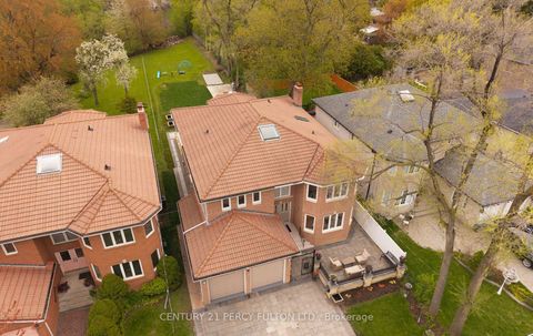 Photo 2 at 9 Gordon Avenue, Malvern West, Toronto