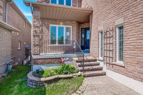 Photo 2 at 24 Jessica Drive, Painswick South, Barrie