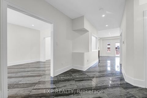 Photo 4 at 24 Jessica Drive, Painswick South, Barrie