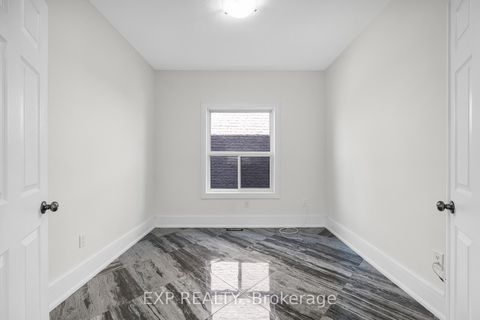 Photo 14 at 24 Jessica Drive, Painswick South, Barrie