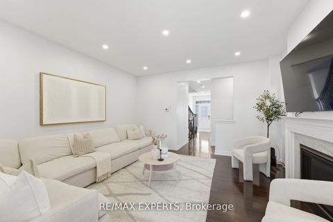 Photo 7 at 9 Port Arthur Crescent, Jefferson, Richmond Hill