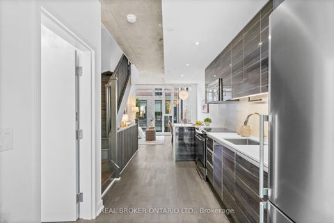 Photo 16 at Th3 - 16 Filmic Lane, South Riverdale, Toronto