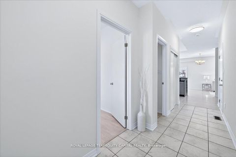 Photo 4 at 11 Bedford Estates Crescent, Bayshore, Barrie