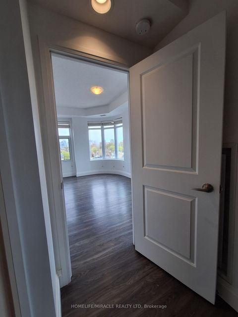 Photo 15 at 412 - 222 Finch Avenue W, Newtonbrook West, Toronto
