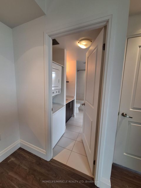 Photo 19 at 412 - 222 Finch Avenue W, Newtonbrook West, Toronto