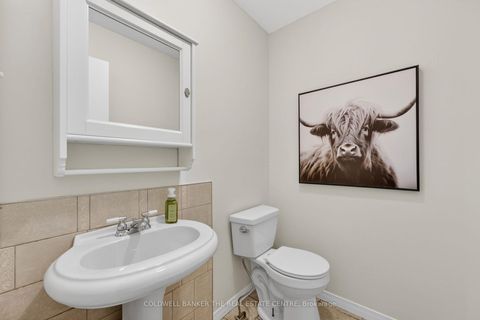 Photo 16 at 990 Anna Maria Avenue, Alcona, Innisfil