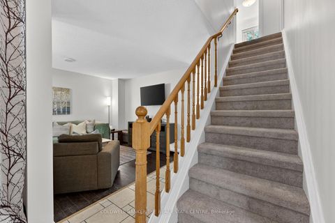 Photo 17 at 990 Anna Maria Avenue, Alcona, Innisfil
