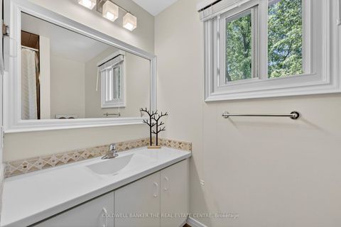 Photo 22 at 990 Anna Maria Avenue, Alcona, Innisfil
