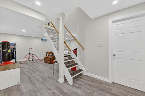 Photo 23 at 990 Anna Maria Avenue, Alcona, Innisfil