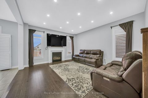 Photo 5 at 2218 Lozenby Street, Alcona, Innisfil