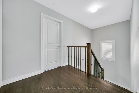 Photo 10 at 2218 Lozenby Street, Alcona, Innisfil