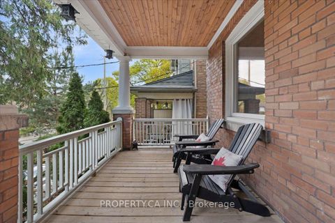 Photo 2 at 44 Beach View Crescent, Woodbine Corridor, Toronto