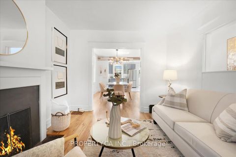 Photo 10 at 44 Beach View Crescent, Woodbine Corridor, Toronto