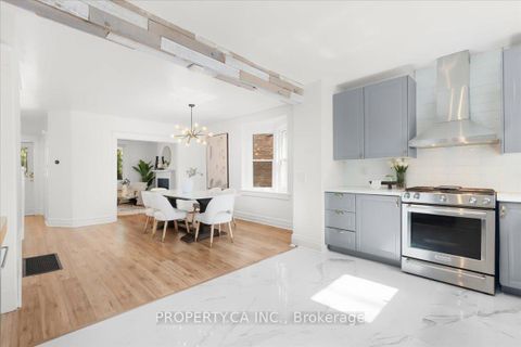 Photo 15 at 44 Beach View Crescent, Woodbine Corridor, Toronto